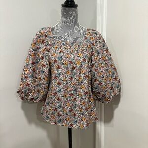 Entro Women’s Sz: M floral Lined large puff Balloon Sleeve Peasant Top. Cottage